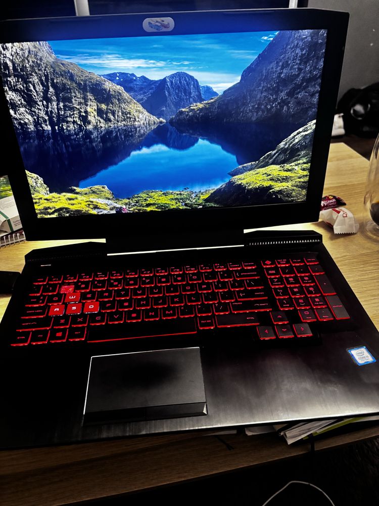 Laptop HP OMEN 15 i5