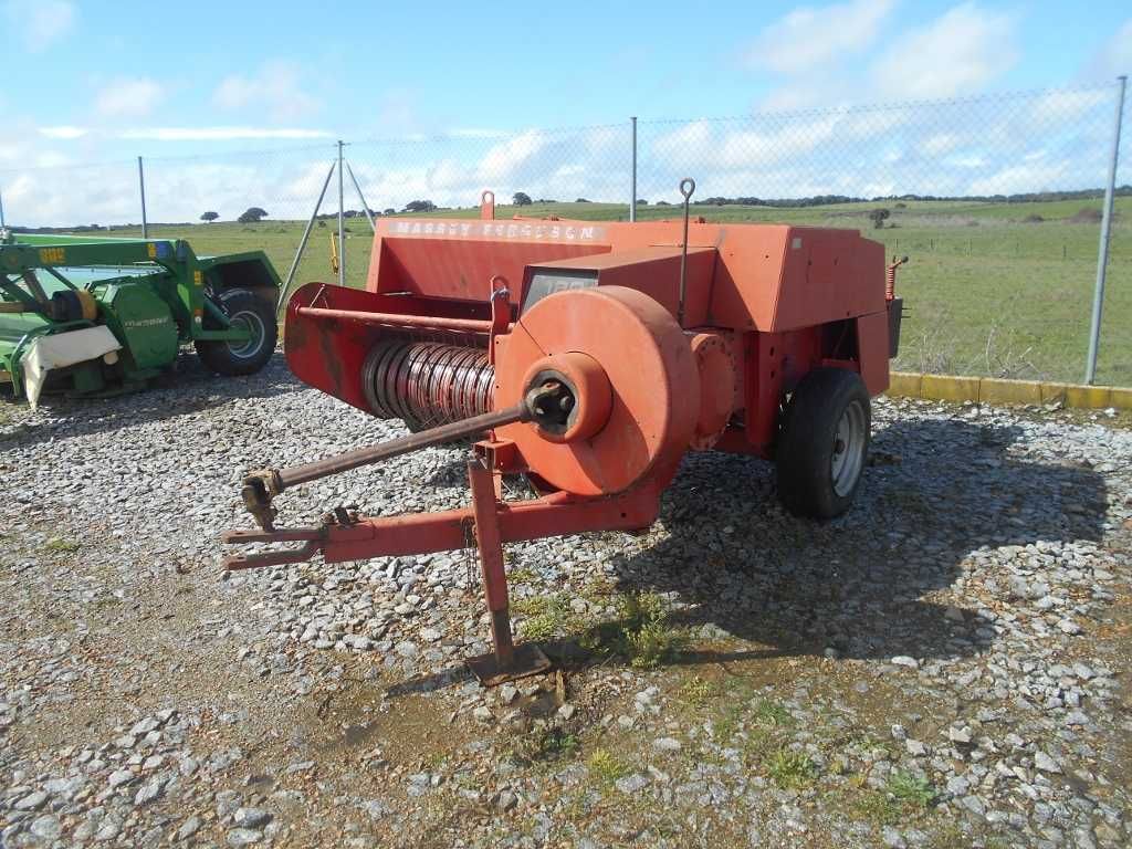 Enfardadeira massey ferguson 120