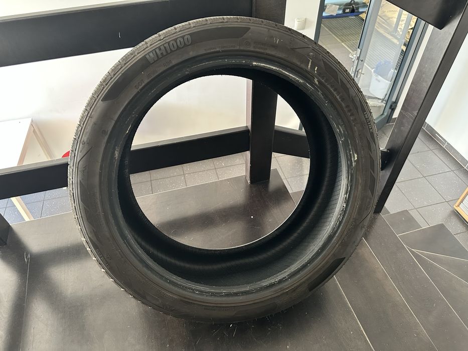 Opony zimowe 245/40 R19 Zeetex WH1000 jak nowe