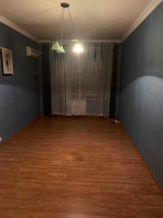 Продам квартиру 4+1! Лівий берег, 11 район!