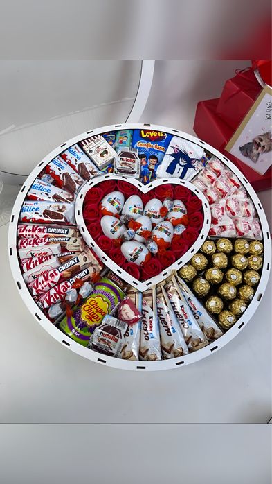 Солодкі Подарункові бокси- Kinder, Milka, Nutella, Raffaello