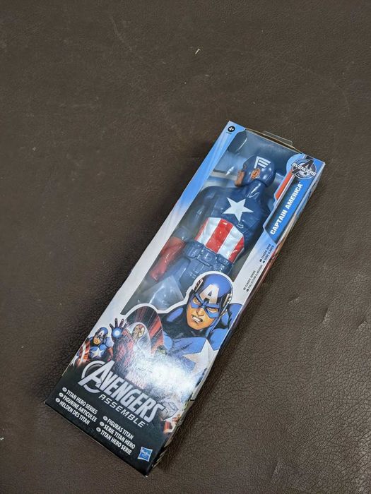 Колекційна фігурка Капітан Америка Marvel Avengers Assemble