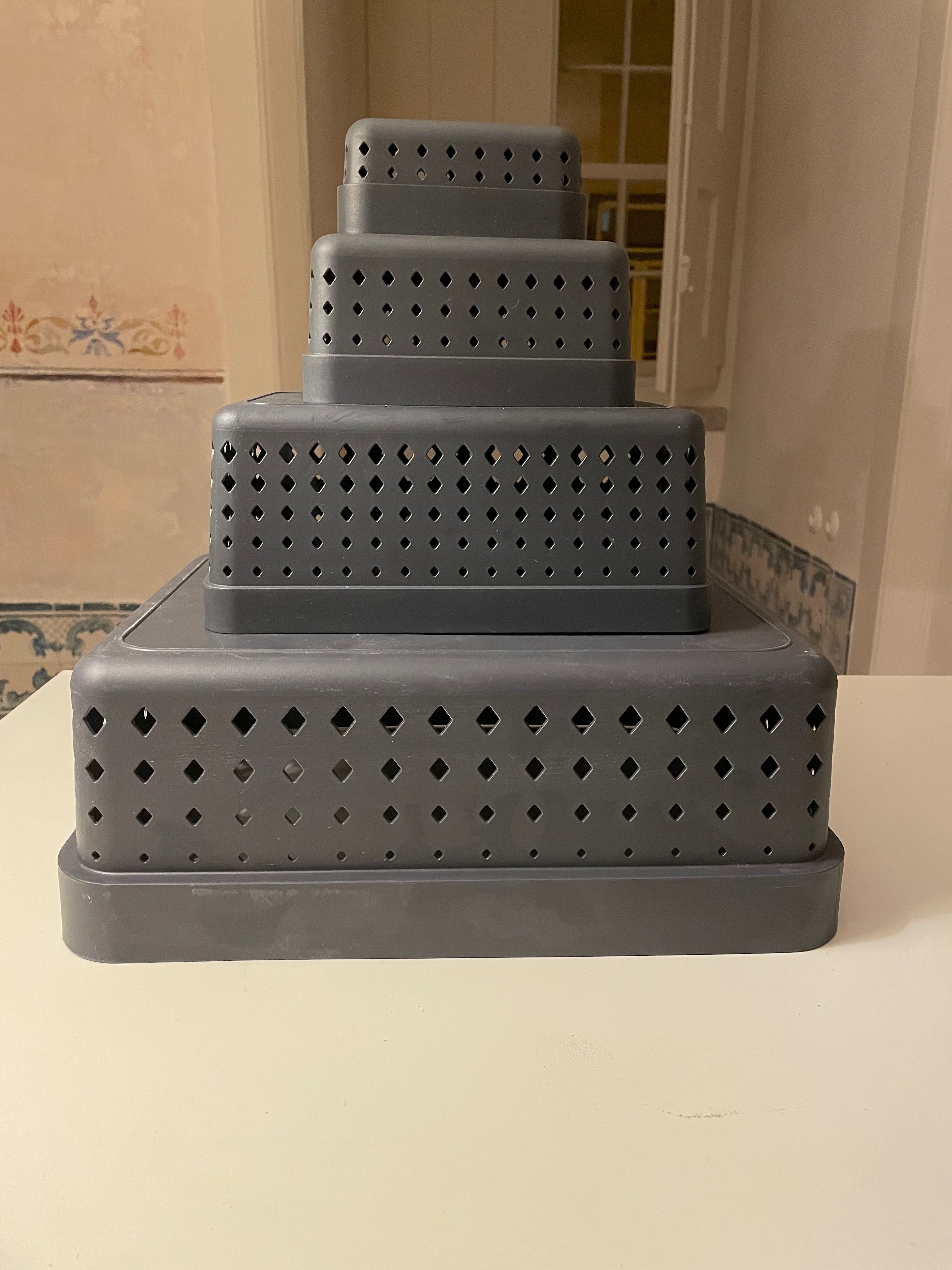 Caixas perfuradas IKEA