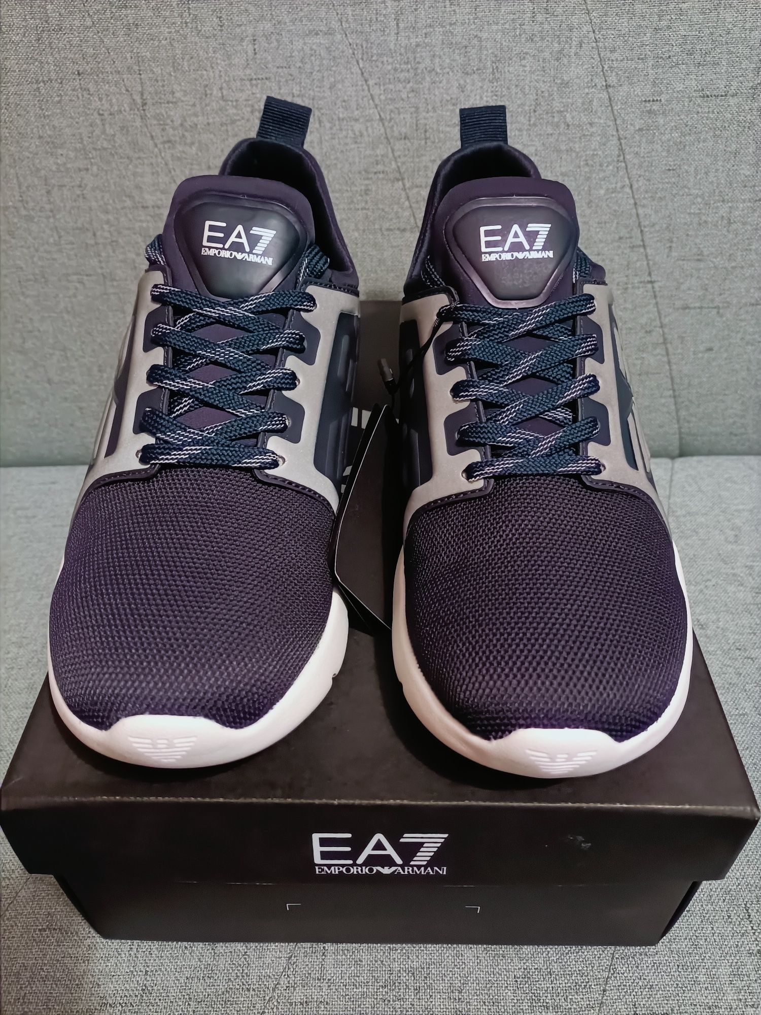 EA7 EMPORIO ARMANI Nowe oryginalne sneakersy r.40 (41)