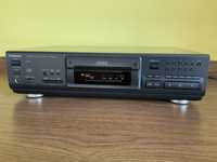 CD Technics SL-PS670D.