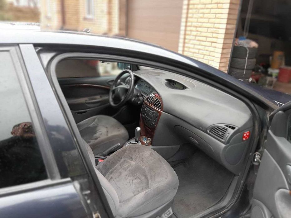 Автомобиль Citroen C5