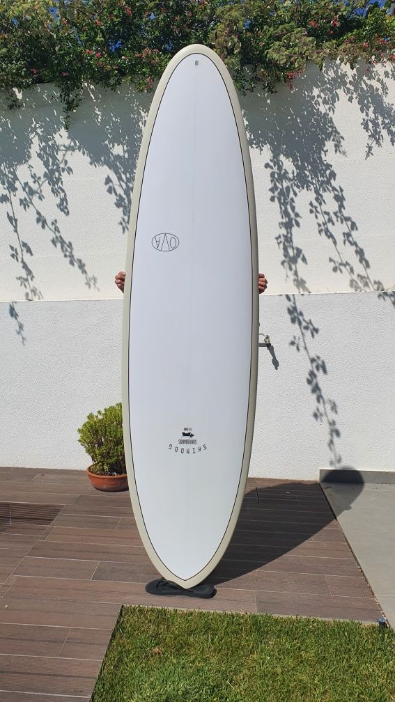 Prancha surf Firewire OVA 7.0 Skindog Thunderbolt rigorosamente impecá