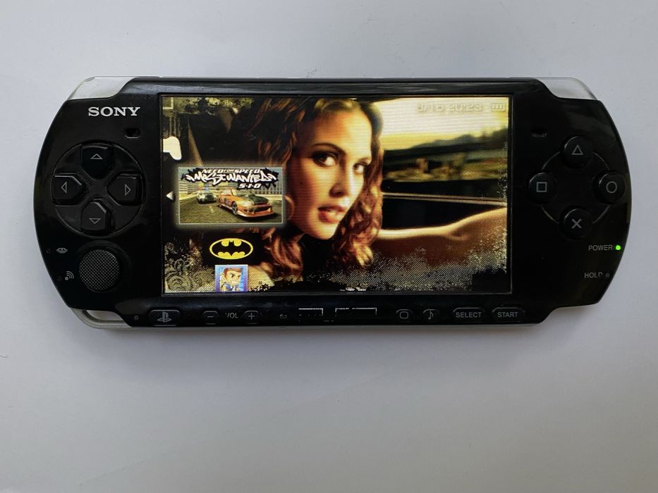 Psp 3000 8GB.