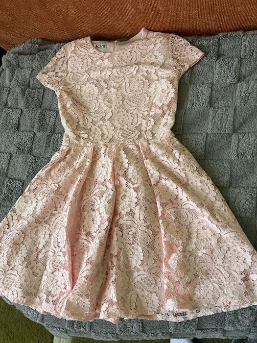 Одежда по хорошей цене. Платье, комбинезон, кофты, комплекты