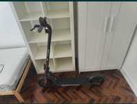 Trotinete Elétrica NAVEE V25 NOVO
Vendo trotinet elétr