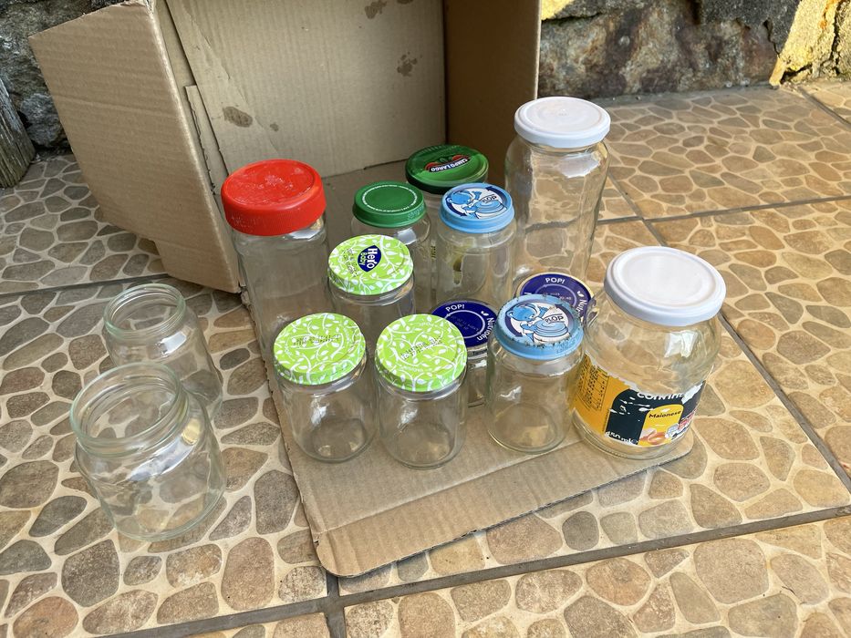 12 Frascos de Vidro com tampa de diversos tamanhos