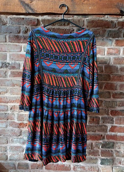 Luźna sukienka w stylu boho Desiqual