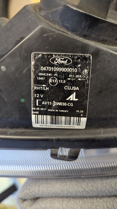 Lampa przód lewa Ford B-Max 2012