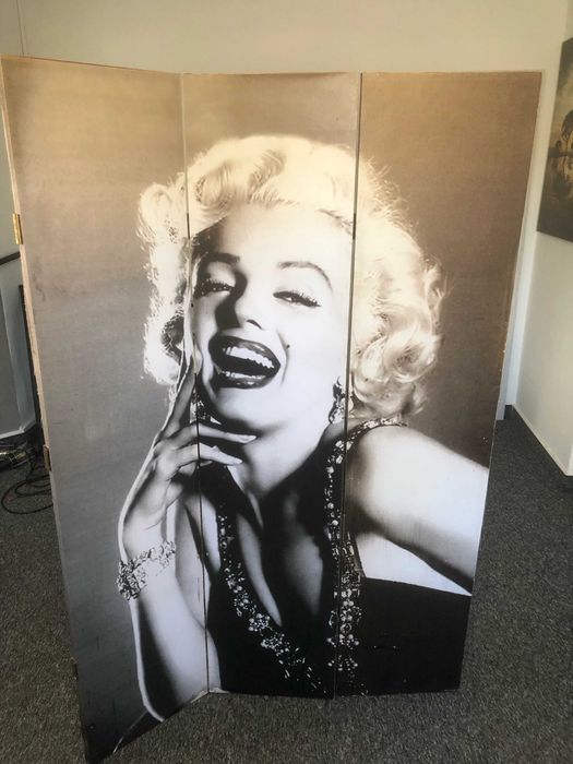 Parawan z Marilyn Monroe Sepia w stylu Retro