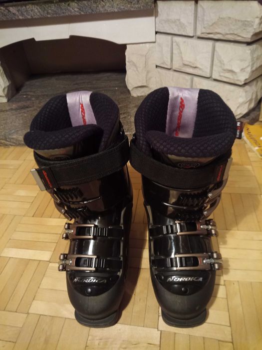 Buty narciarskie Nordica N7.2 22,5-23,5 dla dziewczynki