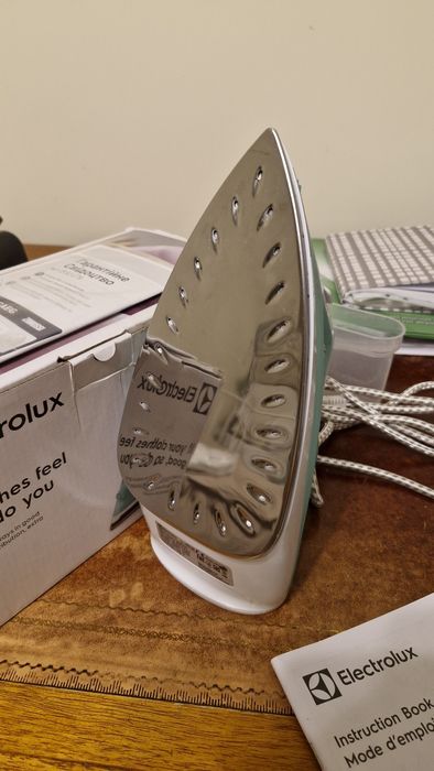 Праска Electrolux EDB1720