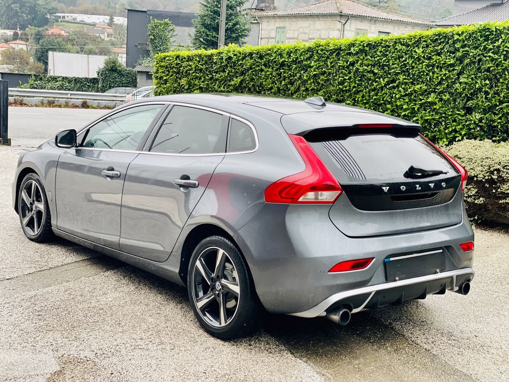 VOLVO V40 R-DESIGN 1.6 D2 115CV