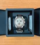 MoonSwatch SO33T100 Saturn – Limitowany Model z Tarczą RGB