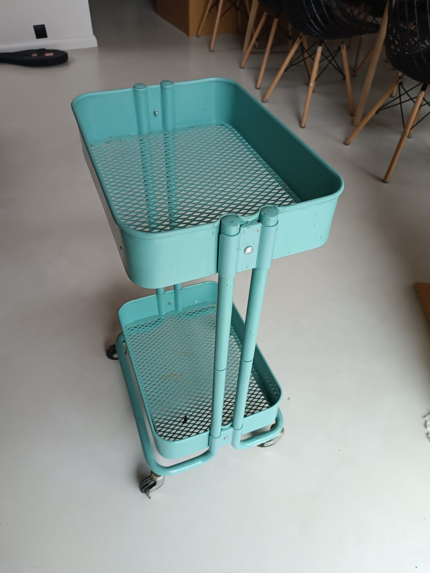Miętowy Raskog IKEA podręcznik przybornik niezbędnik wózek na kółkach