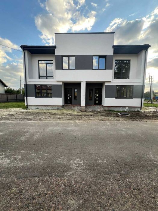 Продаж будинку с. Лапаївка