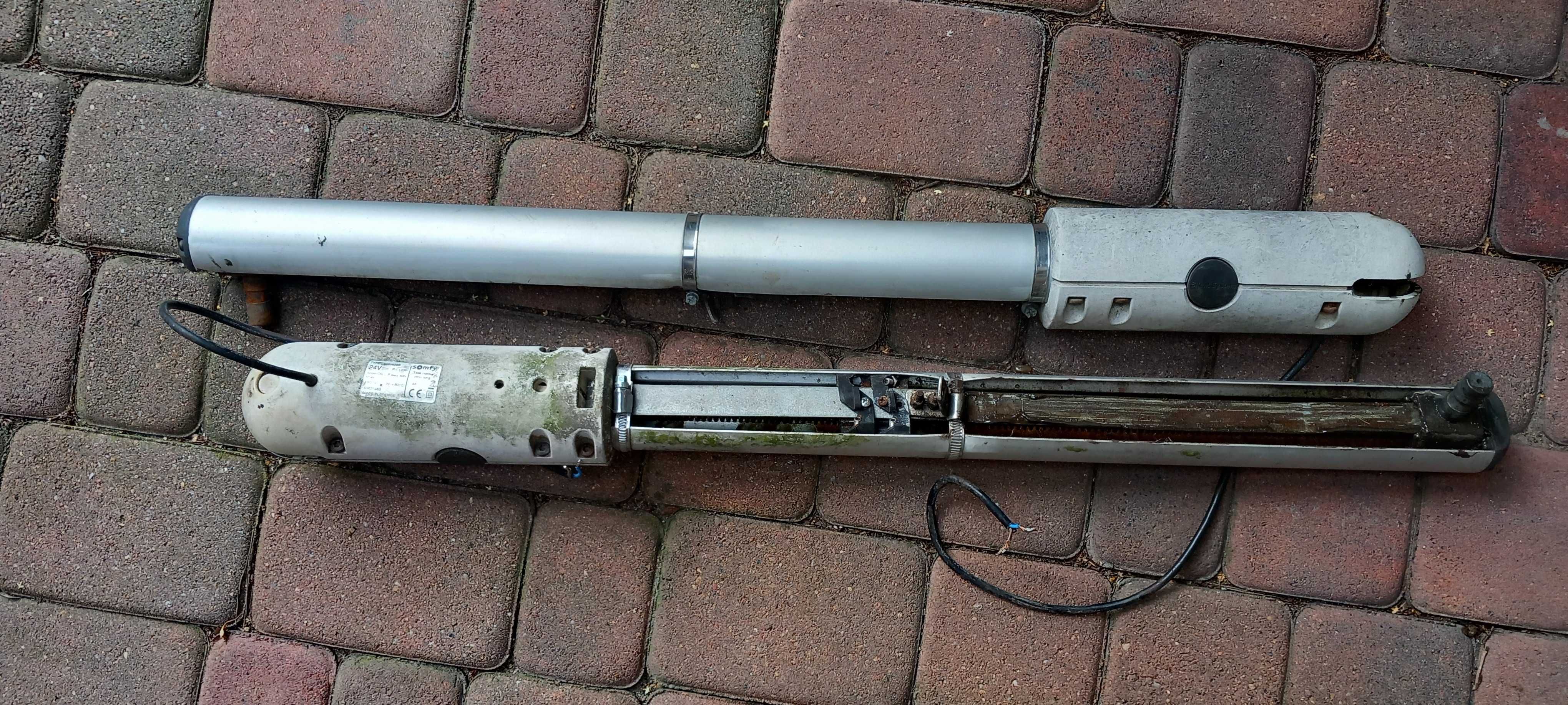 Napęd do bramy dwuskrzydłowej