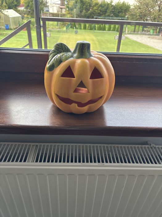 Duźa ozdobna dynia halloween