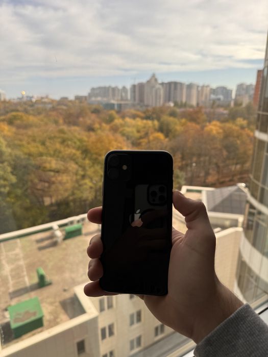 iPhone 11 Black 128 GB