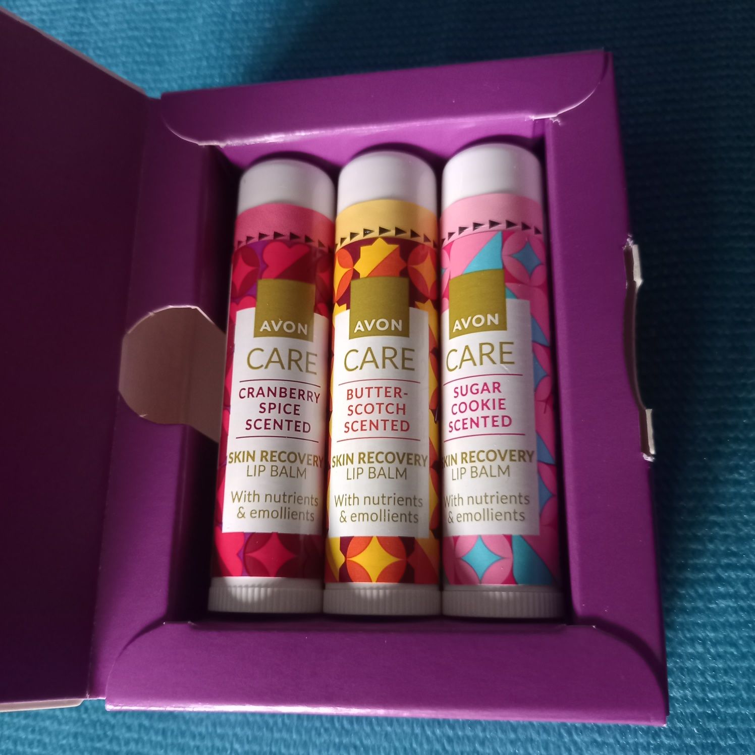 Avon balsamy do ust zestaw Cranberry Spice Butter Scotch Sugar Cookie