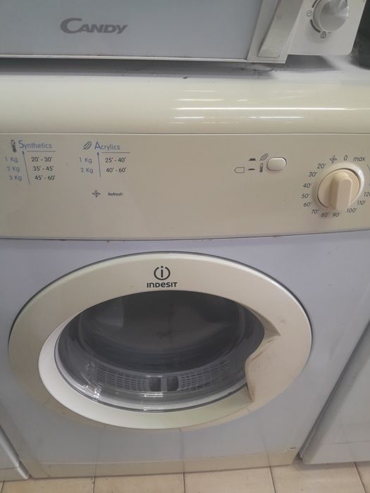Secador de roupa Indesit 6kgs 100€