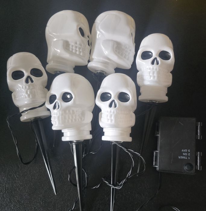 Lampa ogrodowa trupią czaszka. 6 sztuk Hallowen LED Wieczor tematyczny