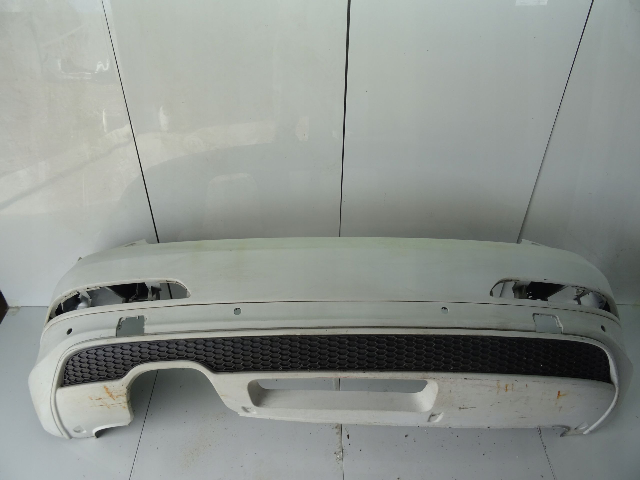 Zderzak tył Audi Q3 8U0 s line oryginał cały