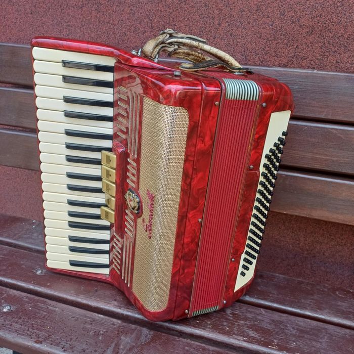 Akordeon Scandalli 80 basow