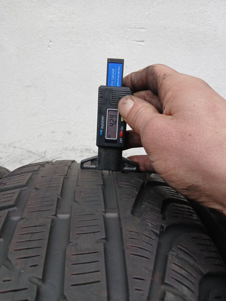Шини Pirelli 215 60 R 17 4шт Зима (0223) Резина
