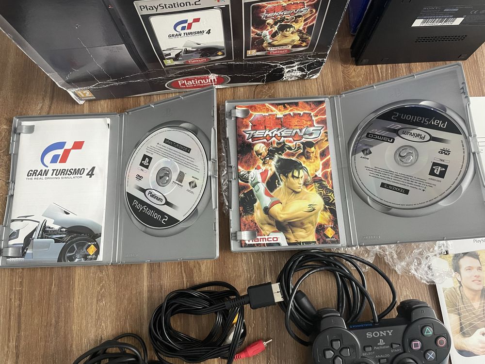Konsola PS2 SCPH-90004, karton, Tekken 5 i Gran Turismo 4