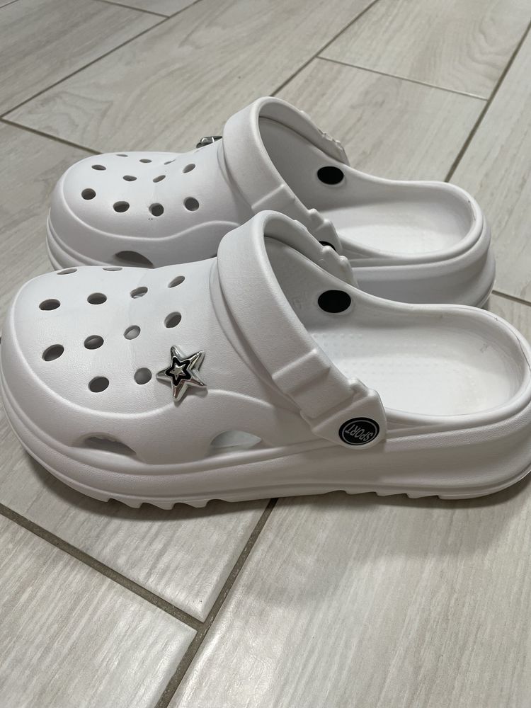 Крокси, сабо, шльопки, crocs