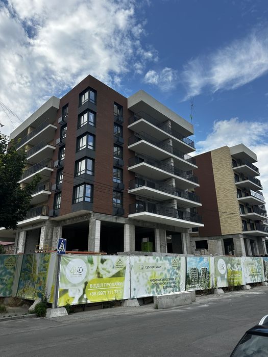 Продаж 2 кімнатної квартири з найкращим краєвидом в ЖК Централ парк.