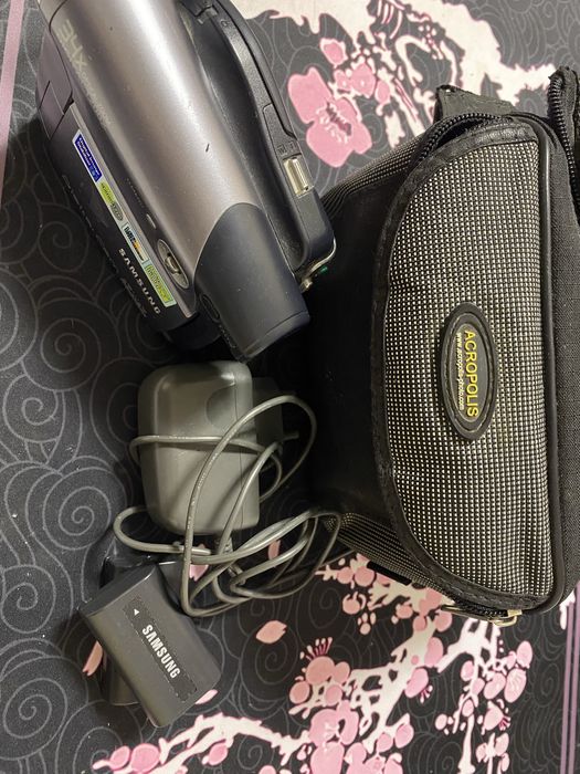 Дискова відеокамера Samsung VP-DC171