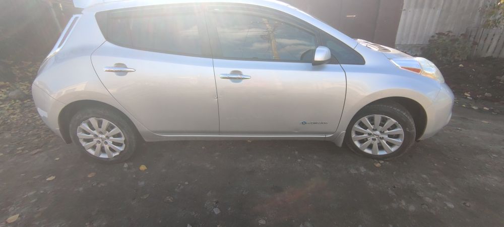 Продам нисан лиф