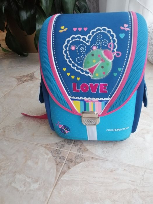 Рукзак шкільний каркасний розмір 40*30