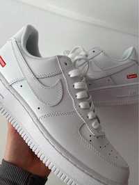 Nike Air Force 1 Low Supreme