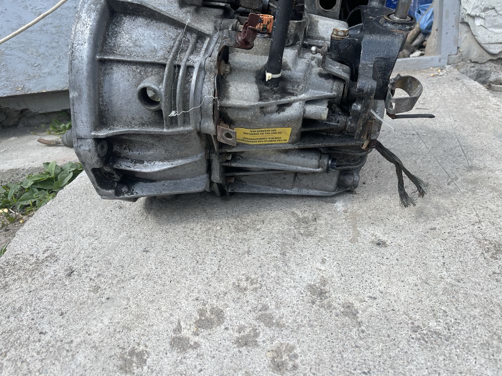 Кпп коробка Vivaro Trafiс Primistar laguna VTP 1.9 5 ступка
