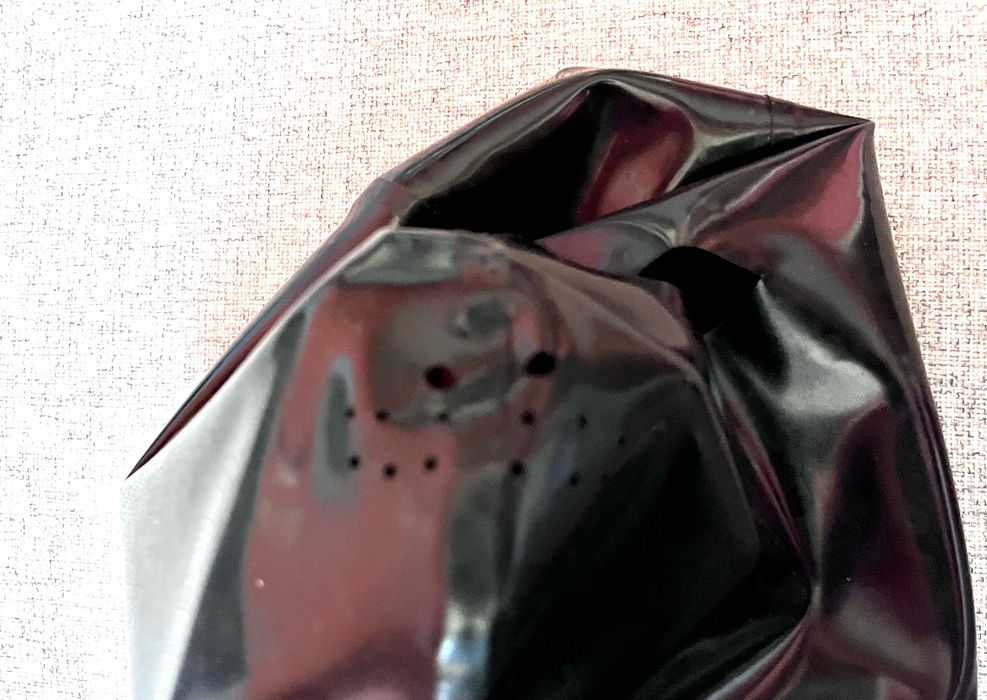 00/ Teatr Kostium Maska czarna lateks ekstra dziurki usta L bez zamka