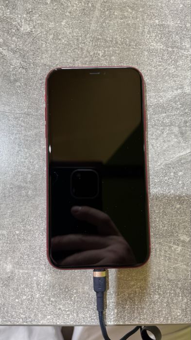 Iphone 11 red (product) 64GB