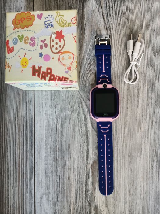 Dziecięcy Smartwatch z Latarką i Lokalizatorem