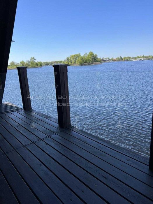 Оренда будинку 120 м розташованого на воді Рівʼєра-Золоче, Вишеньки