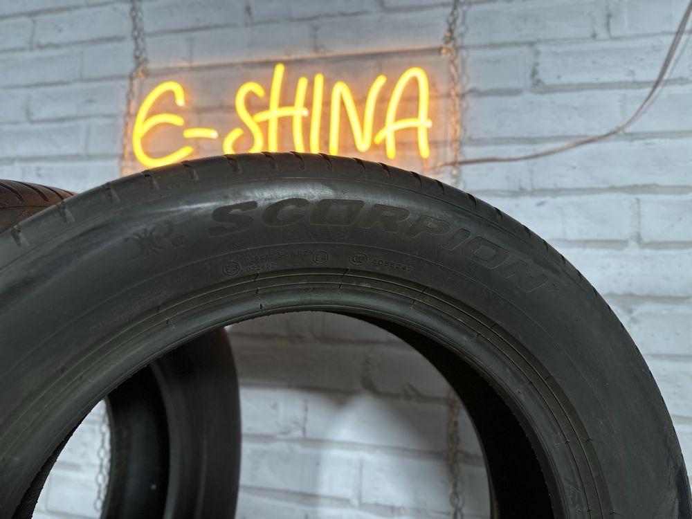 Комплетком або парою 235 55 18 Pirelli Scorpion