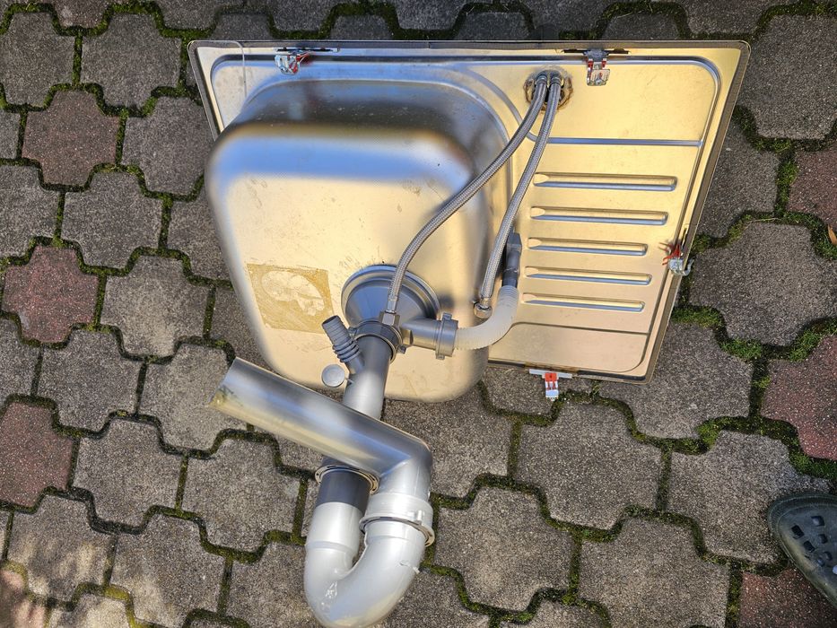 Zlewozmywak zlew wraz z baterią