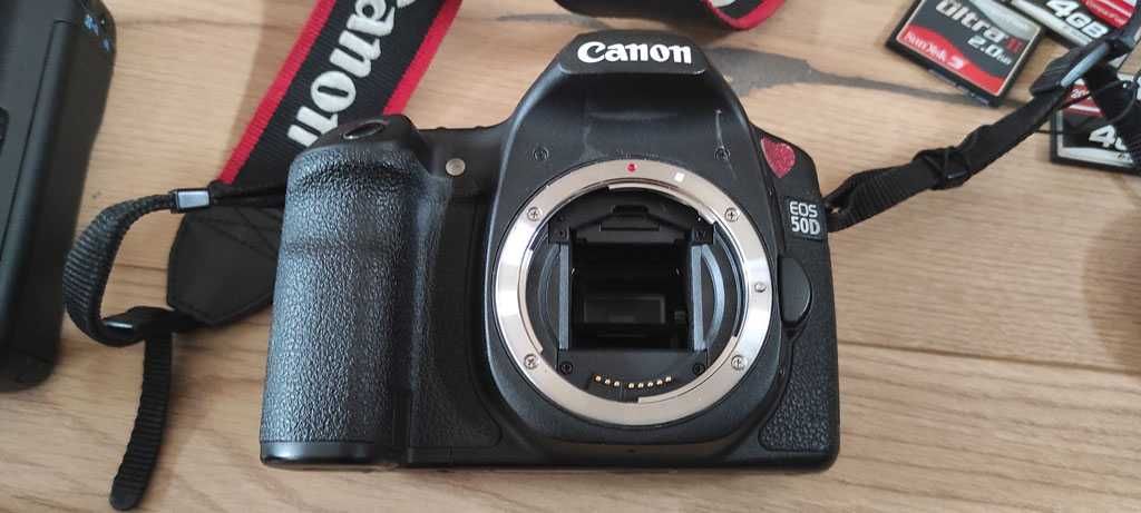 Canon EOS 50D grip lustrzanka na start, obiektyw 28-80, torba