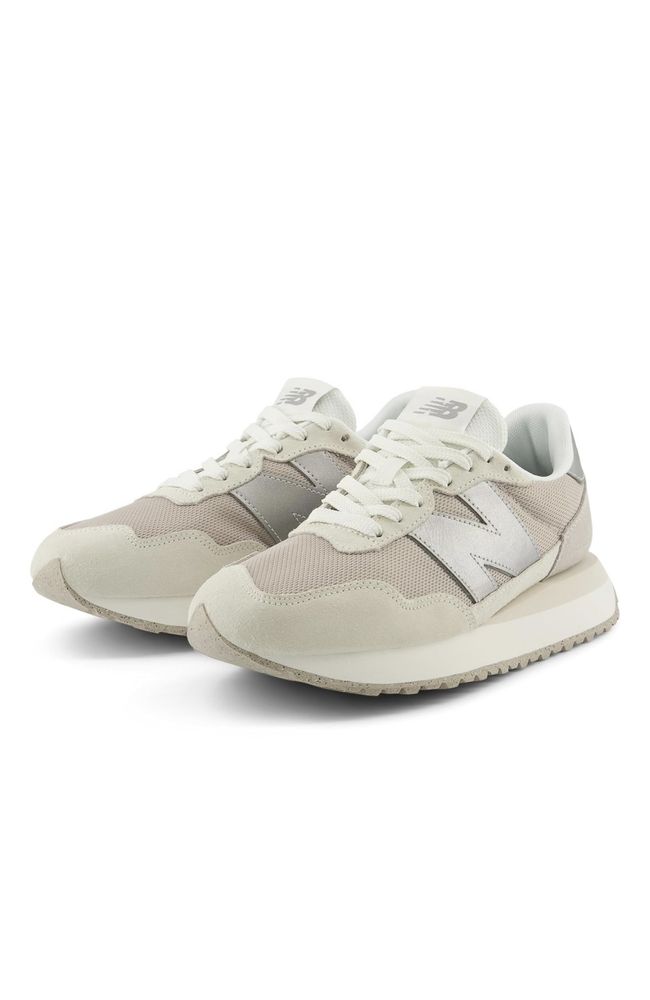 Жіночі кросівки New Balance 237 розмір 43,5 бежевого кольору
