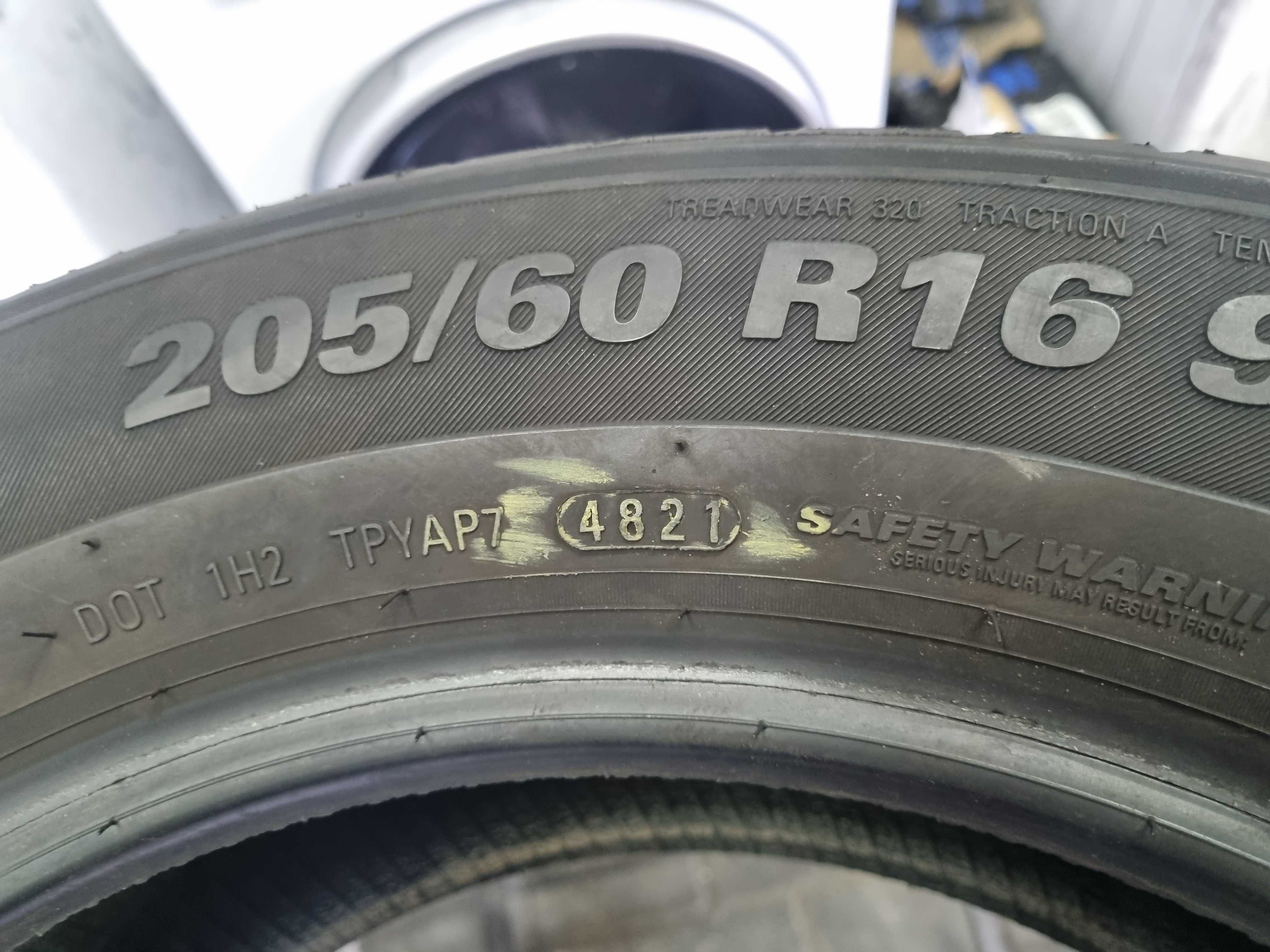 205/60/16 92V Kumho Ecsta PS 71 Dot.4821R